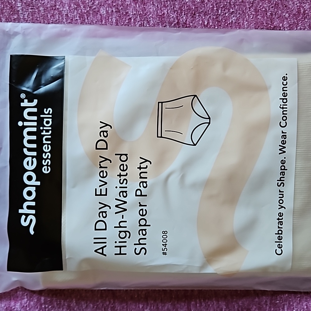 Shapermint Essentials